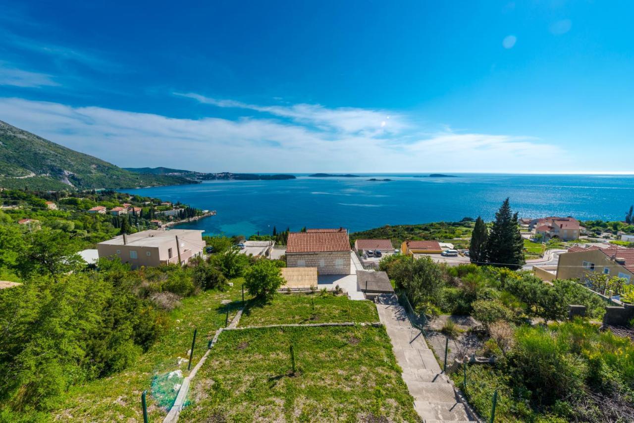 Golden Seaview Holiday Home مْليني المظهر الخارجي الصورة