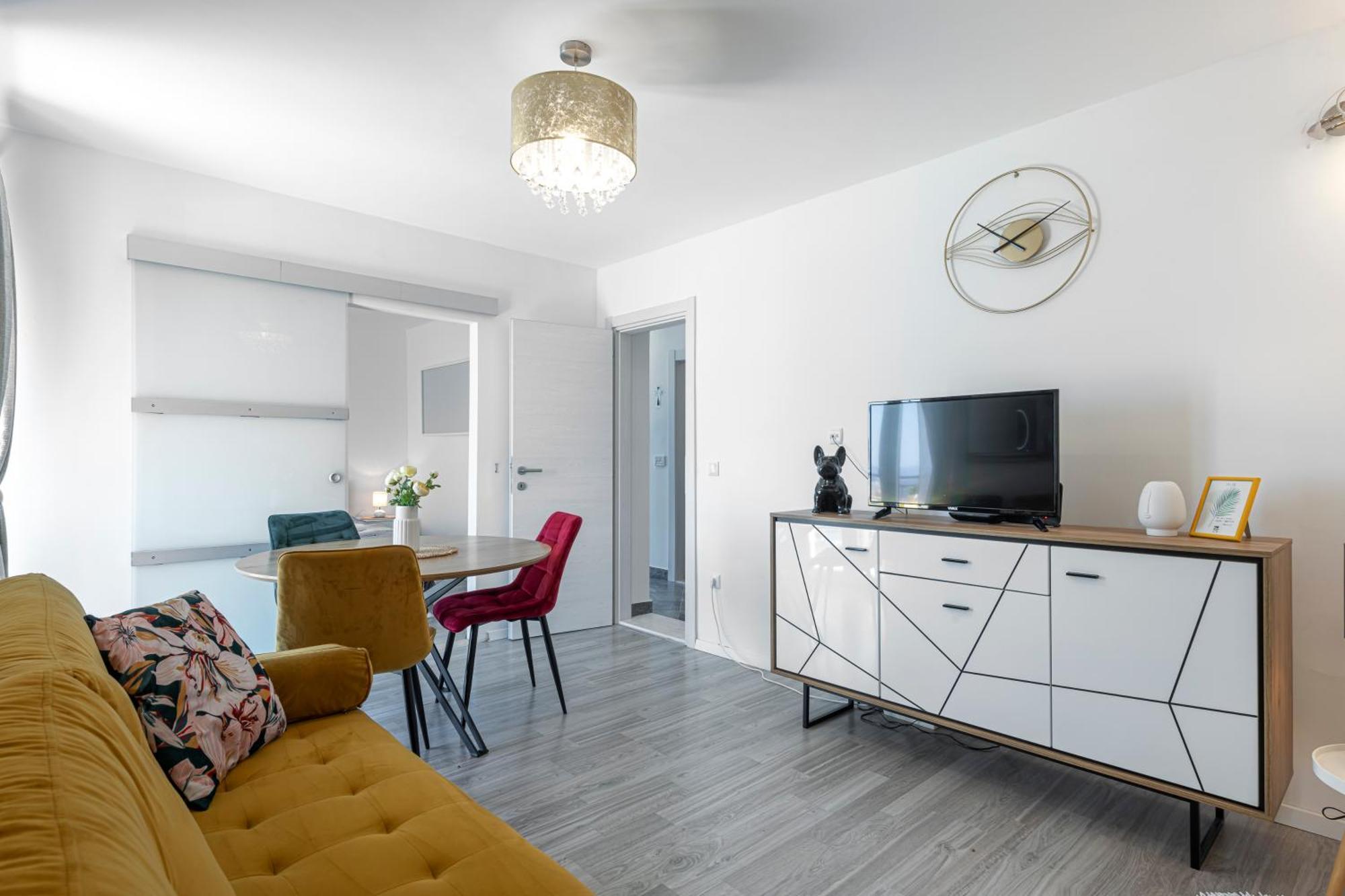 Golden Seaview Holiday Home مْليني الغرفة الصورة
