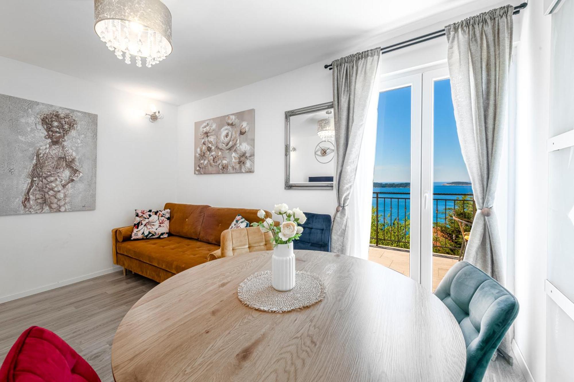 Golden Seaview Holiday Home مْليني الغرفة الصورة